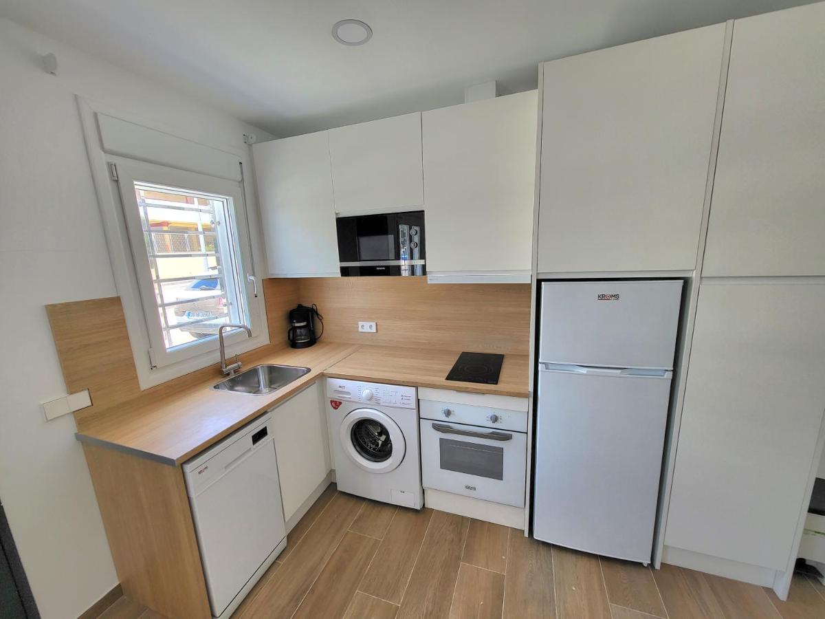 Apartamento Nuevo En Planta Baja A Con Piscina Y Solarium บาร์บาเต ภายนอก รูปภาพ